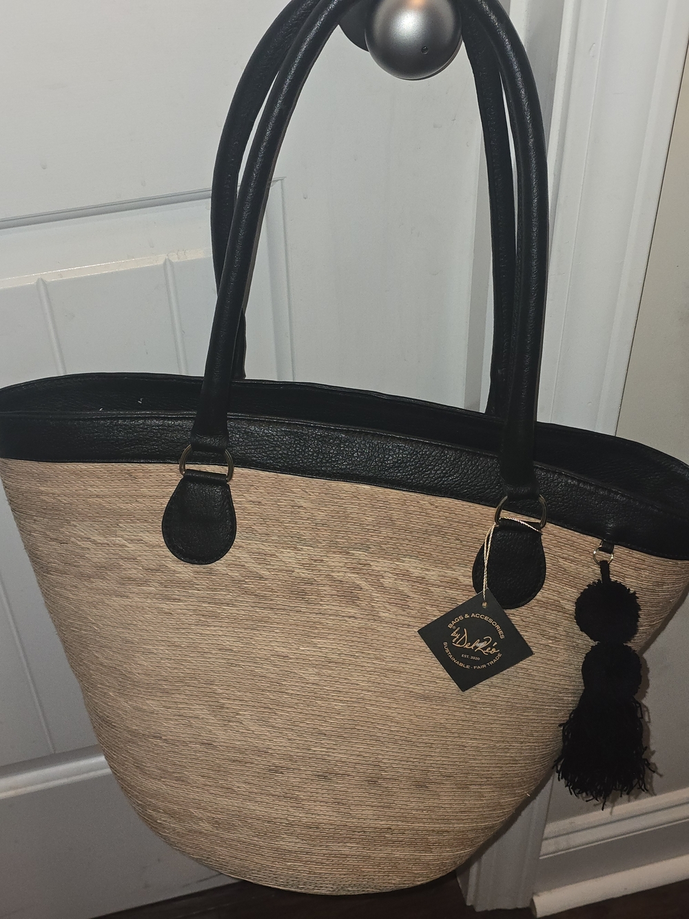 NWT By Del Rio Straw Tote Bag Large Natural Black Sustainable Woven Tassel‎